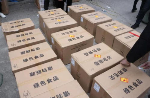 白酒装进茶叶箱 四川查获30余万元假冒名酒